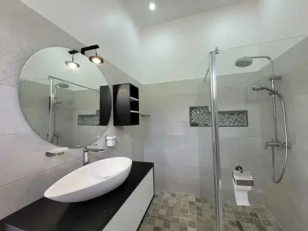 Villa élégante avec vue sur la mer au Diamant + Piscine privée - Photo 12