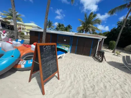 Studio cosy à Saint-François - 21 m² avec balcon et piscine - Photo 7