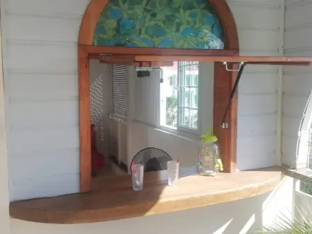 Appartement charmant à Le Gosier / 35 m² / Terrasse ensoleillée. - Photo 1