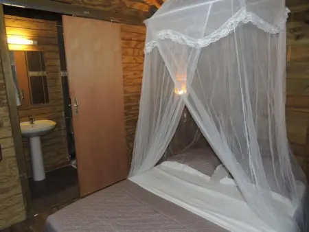 Chalet charmant à Bouillante avec piscine partagée - Photo 8