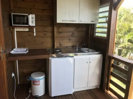 Chalet charmant à Bouillante avec piscine partagée - Photo 14