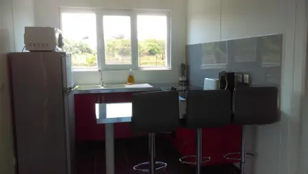 Maison charmante à Macouria avec jardin et climatisation. - Photo 4