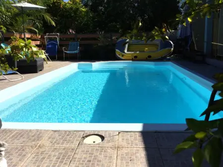 Villa à Le Tampon, Villa chaleureuse près de Le Tampon avec piscine partagée - L1069117