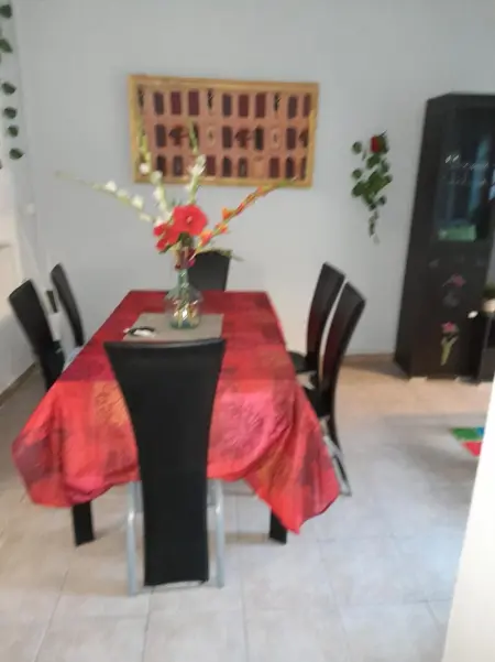 Maison charmante à Saint-Pierre avec parking et Wi-Fi. - Photo 3