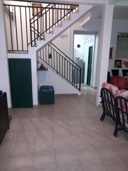 Maison charmante à Saint-Pierre avec parking et Wi-Fi. - Photo 4