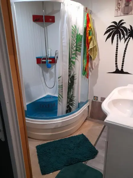 Maison charmante à Saint-Pierre avec parking et Wi-Fi. - Photo 9