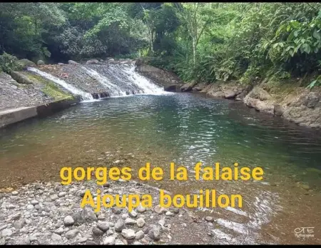 Maison charmante à Saint-Pierre avec parking et Wi-Fi. - Photo 19