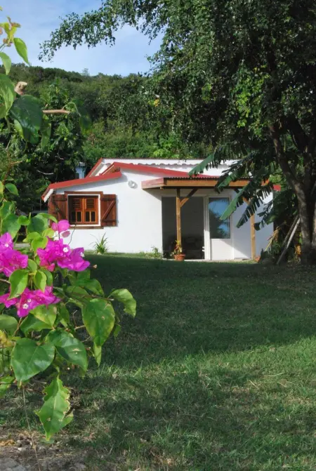 Maison charmante Grand-Bourg, Maison 2 personnes à Grand Bourg - Photo 2