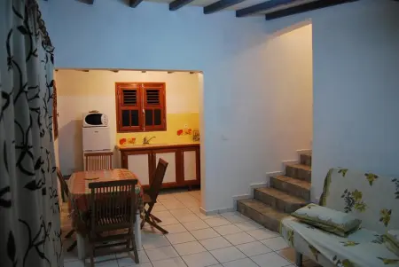 Maison charmante Grand-Bourg, Maison 2 personnes à Grand Bourg - Photo 9