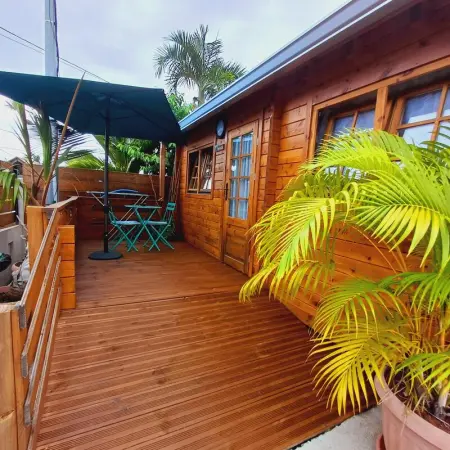 Chalet à L'Étang Salé, Chalet charmant à L'Étang-Salé avec terrasse - L1069163