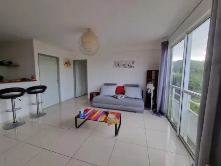 Appartement charmant aux Trois-Îlets 40 m² avec balcon privé - Photo 2