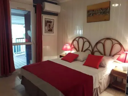 Charmant bungalow à Bouillante avec vue sur la mer - Photo 11