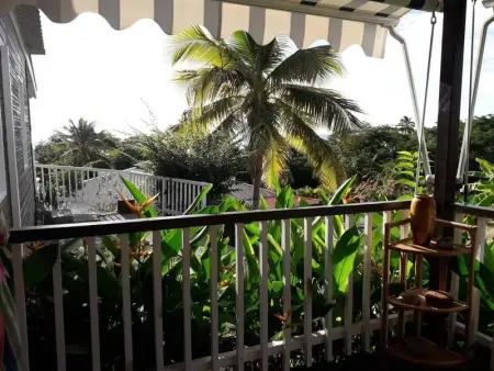 Charmant bungalow à Bouillante avec vue sur la mer - Photo 25