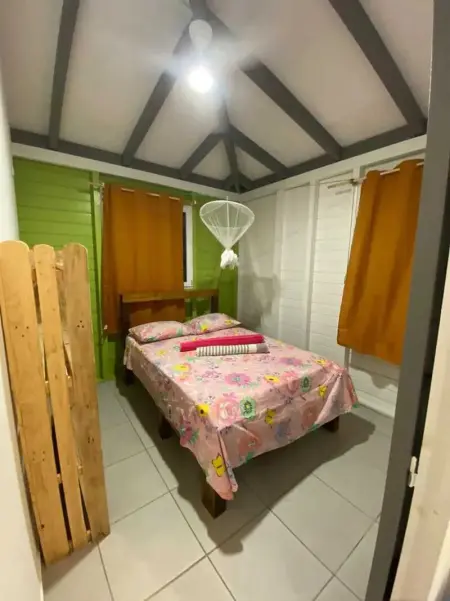 Bungalow charmant à Anse-Bertrand avec terrasse privée - Photo 22