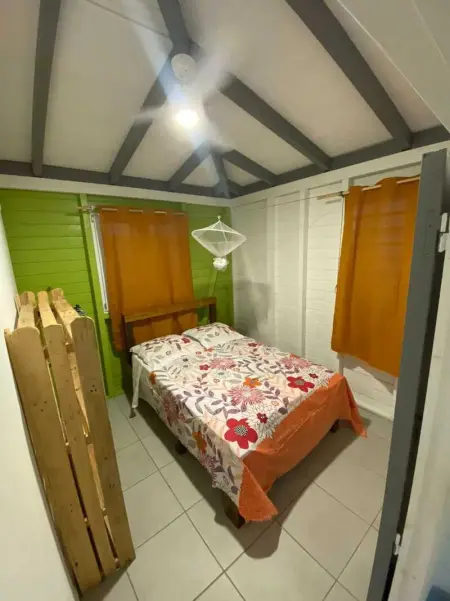 Bungalow charmant à Anse-Bertrand avec terrasse privée - Photo 40