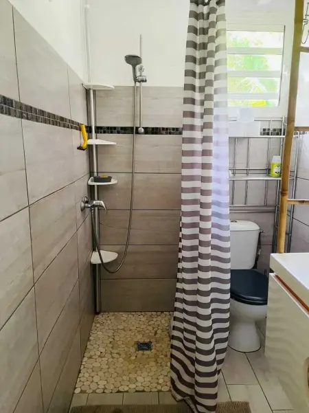 Maison confortable Le Diamant 40 m² avec piscine - Photo 16