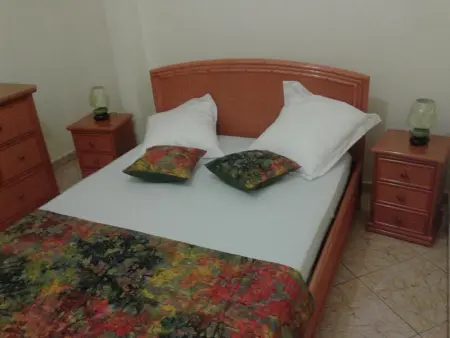 Appartement confortable Pointe-Noire + Terrasse, Appartement 6 personnes à Pointe Noire - Photo 4