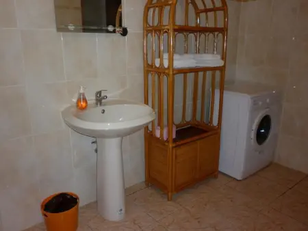 Appartement confortable Pointe-Noire + Terrasse, Appartement 6 personnes à Pointe Noire - Photo 6