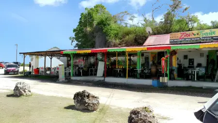 Maison accueillante à Anse-Bertrand avec jardin privé 70 m² - Photo 19