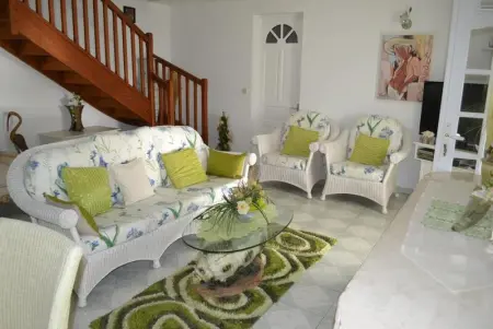 Location spacieuse à Deshaies avec vue sur la mer et montagne - Photo 2