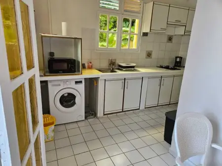 Bungalow charmant au Moule avec vue sur jardin, Bungalow 3 personnes à Le Moule - Photo 17