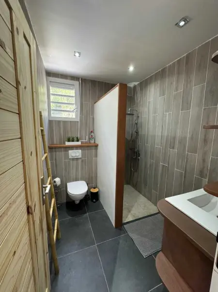 Maison de charme à Gourbeyre avec vue mer et montagnes - Photo 6