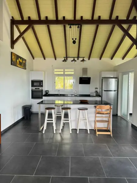 Maison de charme à Gourbeyre avec vue mer et montagnes - Photo 17