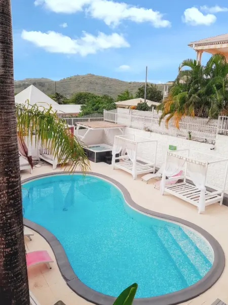 Appartement accueillant à Sainte-Anne – 60 m² avec piscine - Photo 16