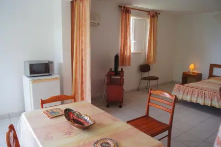 Studio cosy au Moule 30 m² avec jardin privé, Appartement 2 personnes à Le Moule - Photo 1