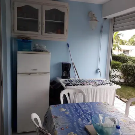 Appartement confortable avec vue sur la mer - 88 m² à Le Moule - Photo 7