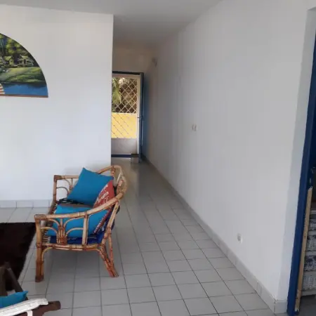 Appartement confortable avec vue sur la mer - 88 m² à Le Moule - Photo 8