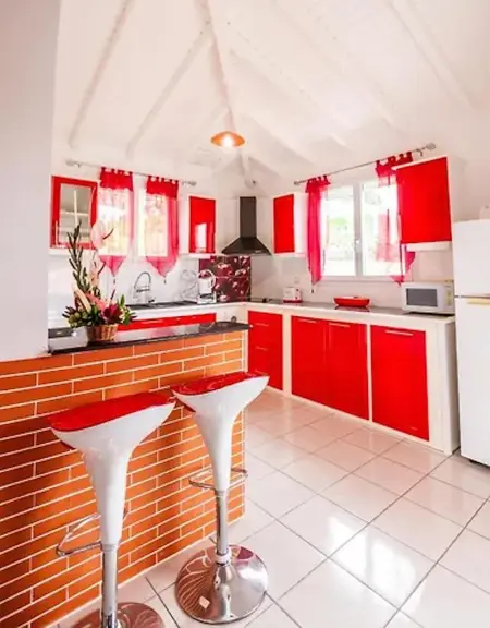 Maison charmante Le Moule avec piscine partagée - Photo 4