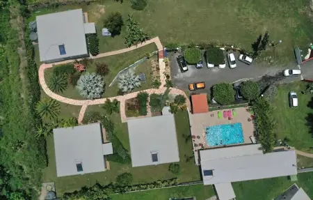 Maison charmante Le Moule avec piscine partagée - Photo 7