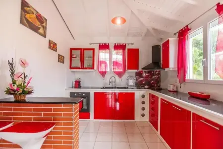 Maison charmante Le Moule avec piscine partagée - Photo 14