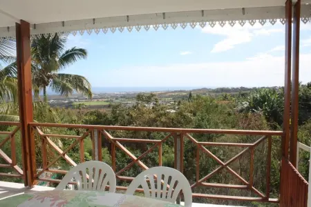 Maison à Saint Paul, Maison charmante à Saint Paul avec vue sur la mer - L1069333