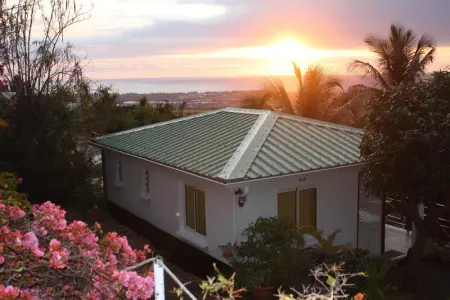Maison charmante à Saint Paul avec vue sur la mer - Photo 13