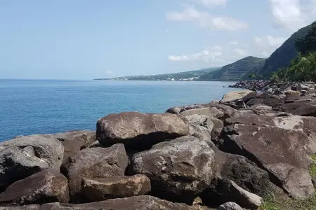 Maison de charme à Vieux Fort avec vue mer et montagne - Photo 4