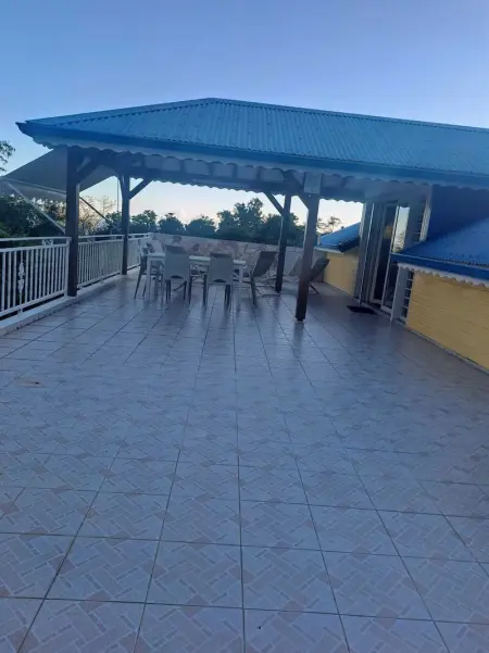 Maison de charme à Vieux Fort avec vue mer et montagne - Photo 16