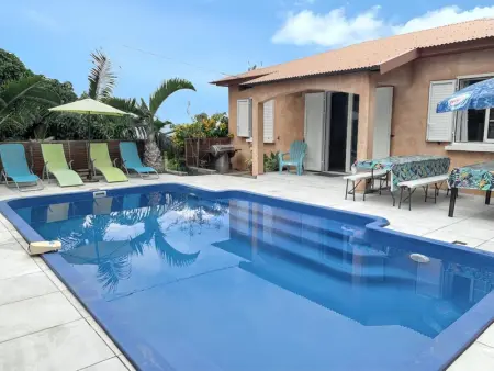 Villa à L'Étang Salé, Villa conviviale à L'Étang-Salé avec piscine privée - L1069348