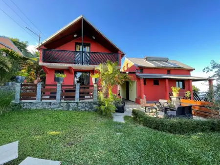 Maison à Trois Bassins, Maison cosy avec vue mer et jardin à Trois Bassins - L1069364