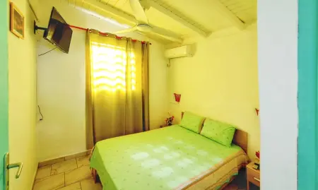 Charmante Maison à Capesterre-Belle-Eau avec Jardin et Terrasse - Photo 10