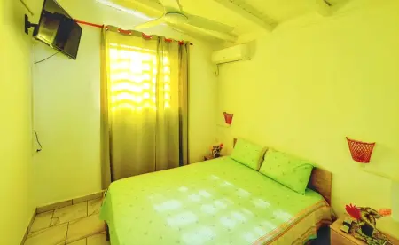 Charmante Maison à Capesterre-Belle-Eau avec Jardin et Terrasse - Photo 12