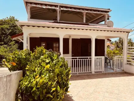 Maison à Le Gosier, Villa en bord de mer à Le Gosier avec vue magnifique - L1069379