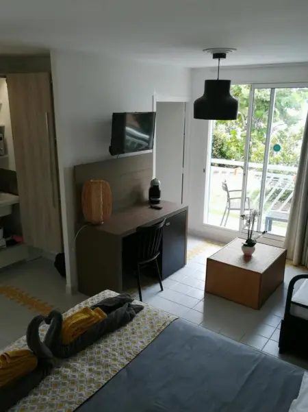 Appartement à Saint François, Charmant studio à Saint François 25 m² avec piscine - L1069397