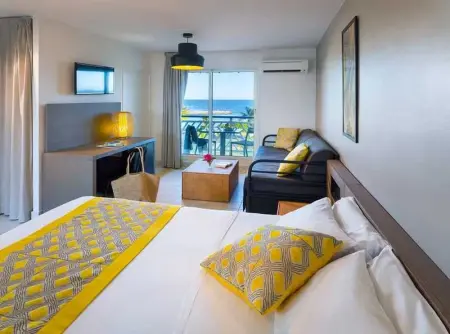 Charmant studio à Saint François 25 m² avec piscine - Photo 3