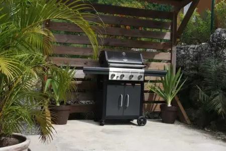 Villa Spacieuse avec Piscine Privée à Saint-François – 120 m², Jardin - Photo 11