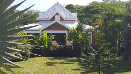 Villa Spacieuse avec Piscine Privée à Saint-François – 120 m², Jardin - Photo 23