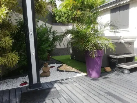 Maison spacieuse avec jacuzzi et vue sur la mer à Sainte-Rose - Photo 17