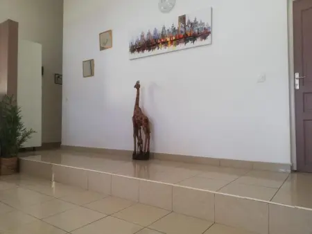 Maison spacieuse avec jacuzzi et vue sur la mer à Sainte-Rose - Photo 25