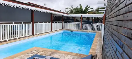Appartement à Sainte Marie, Appartement élégant à Sainte-Marie, jacuzzi, 76 m² - L1069404